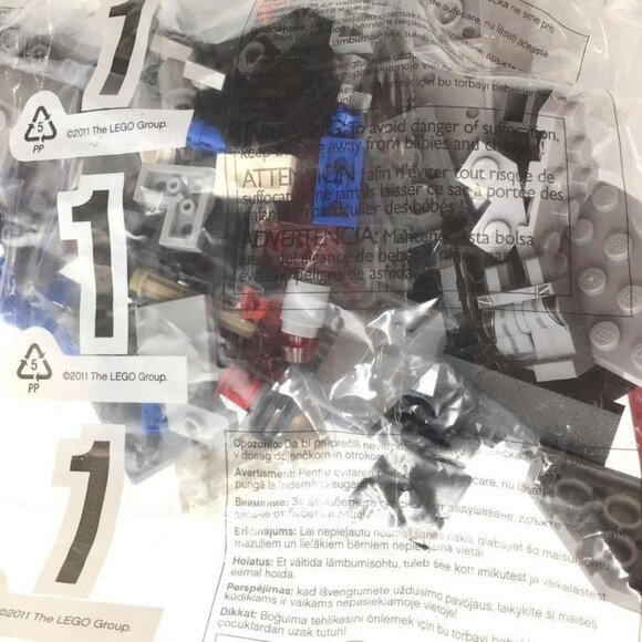 LEGO Star Wars 75082 TIE Advanced Prototype Complete Sealed Bags Minifigures - Picture 3 of 9